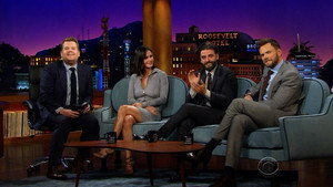 Still from Courteney Cox, Oscar Isaac, Joel McHale, Natalie La Rose
