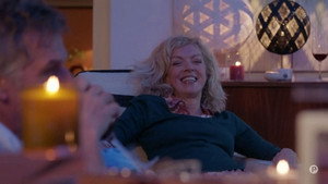 Still from Episode 386