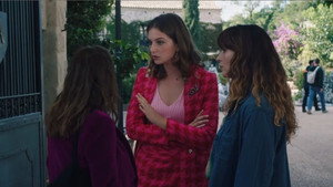 Still from Episode 1063