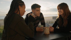 Still from Episode 1052