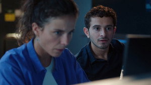 Still from Episode 1807