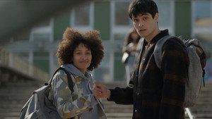 Still from Episode 889