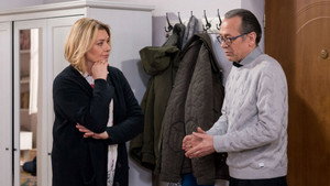 Still from Episode 3235