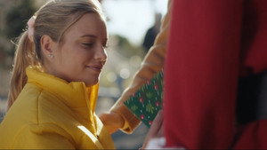 Still from Episode 822