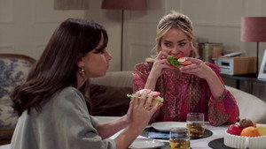 Still from Episode 4433