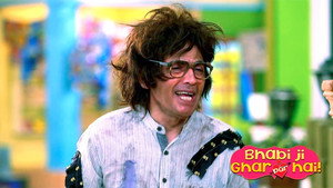Still from Angoori Gives a Final Warning to Tiwari