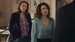 Still from Episode 906