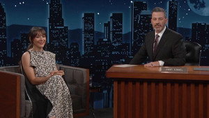 Still from Rashida Jones, Bill Simmons, Sam Fender
