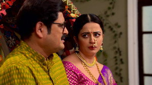 Still from Anita Meets Tiwari In Person