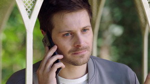 Still from Episode 4518
