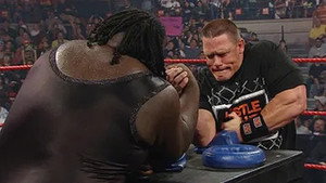 Still from Raw - Feb. 04, 2008