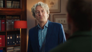 Still from Episode 195