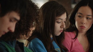 Still from Episode 927