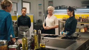 Still from Episode 1243