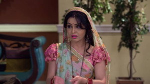 Still from Happu and Manmohan Learn About Vibhuti's Locket