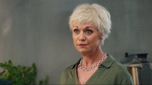 Still from Episode 1240
