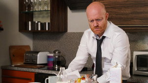 Still from 5810
