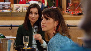 Still from Episode 9214 (Wed 22nd Dec 2021)