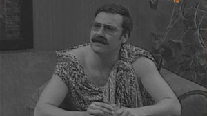 Still from 883 Stigao maršal