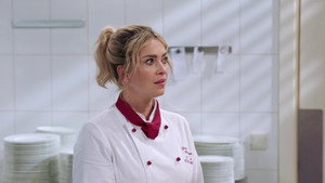 Still from Episode 4424