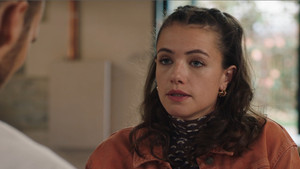 Still from Episode 1045