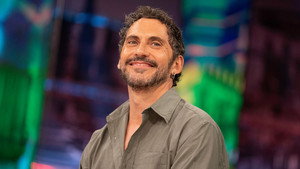 Still from Paco León