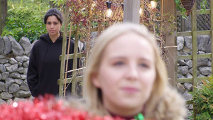 Still from Episode 9212 (Mon 20th Dec 2021)