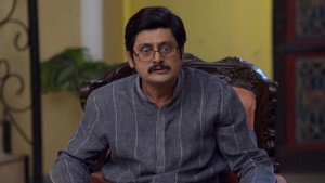 Still from Minister Ki Maar
