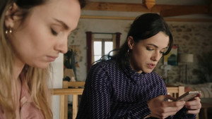 Still from Episode 908