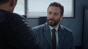 Still from Episode 907