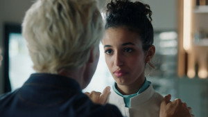 Still from Episode 517