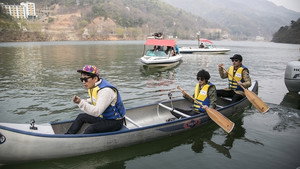 Still from Wild Flowers in Pungdo (3) + The Day-Tripper Near Seoul (1)