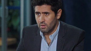Still from Episode 1834