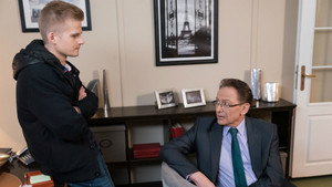 Still from Episode 3206