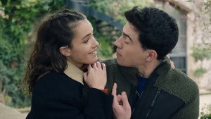 Still from Episode 1086