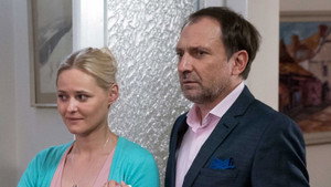 Still from Episode 3381