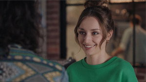 Still from Episode 916