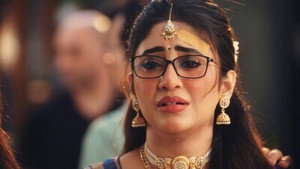 Still from Bhagyashree Is Broken