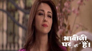 Still from Vibhuti, Manmohan, and Daroga Get Thrashed