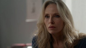 Still from Episode 1063