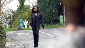 Still from Episode 9211 (Fri 17th Dec 2021)