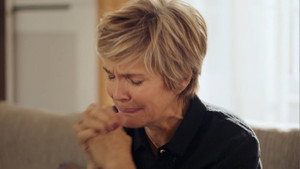Still from Episode 515