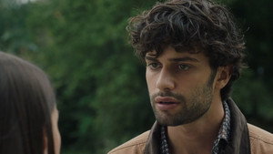Still from Episode 527