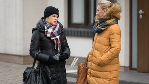 Still from Episode 3225