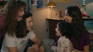 Still from Episode 823
