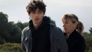 Still from Episode 1916