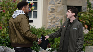 Still from Episode 9207 (Mon 13th Dec 2021)