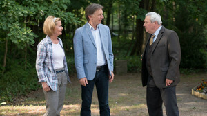 Still from Episode 3156