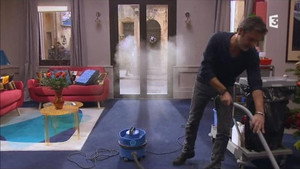 Still from Episode 2663