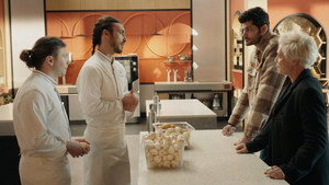 Still from Episode 867